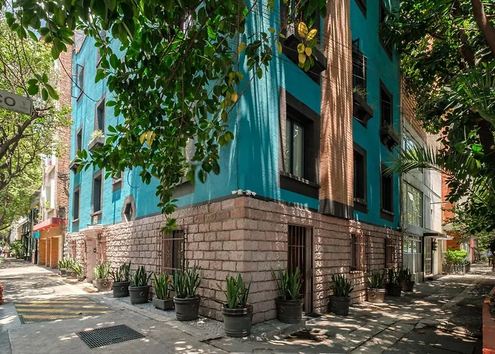 Condesa Square